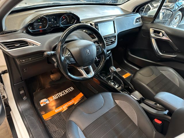 Peugeot 2008 Allure *Pano*Xenon*Navi*