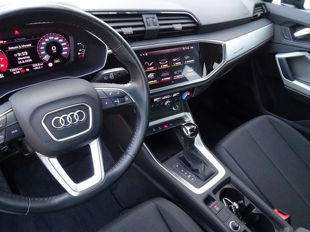Q3 35 TFSI S-tronic advanced / AHZV