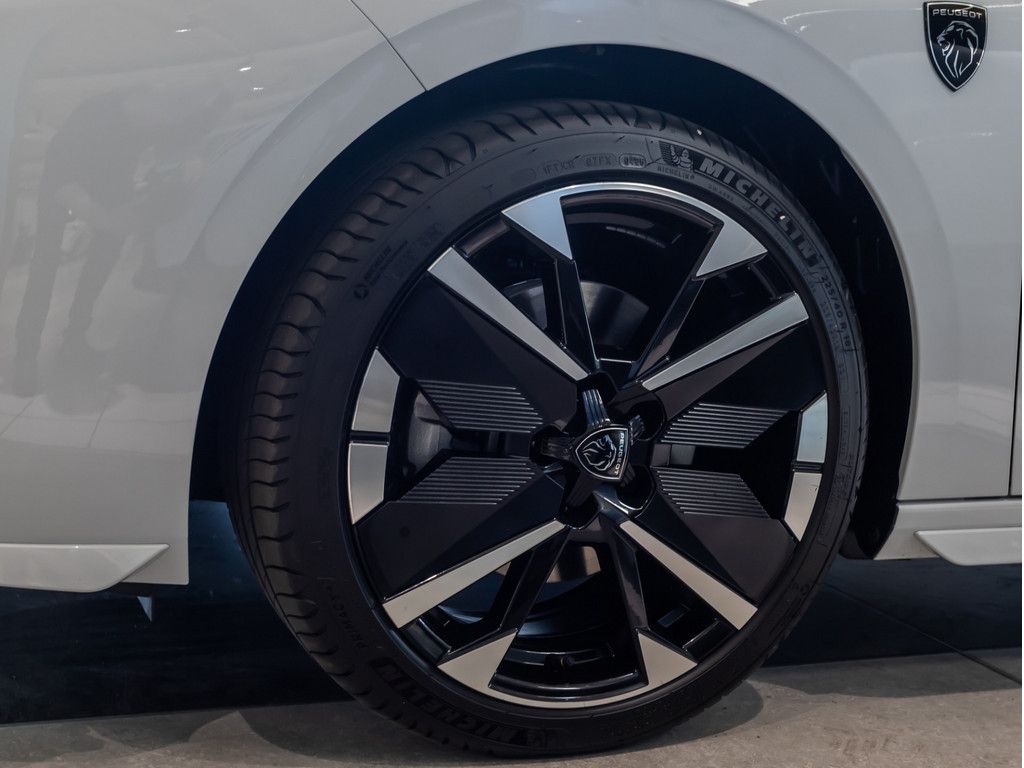 Peugeot 308 - Bild 3
