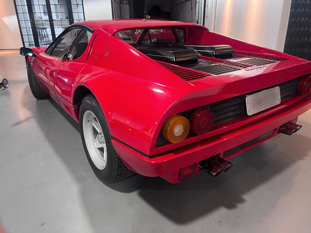Ferrari 512