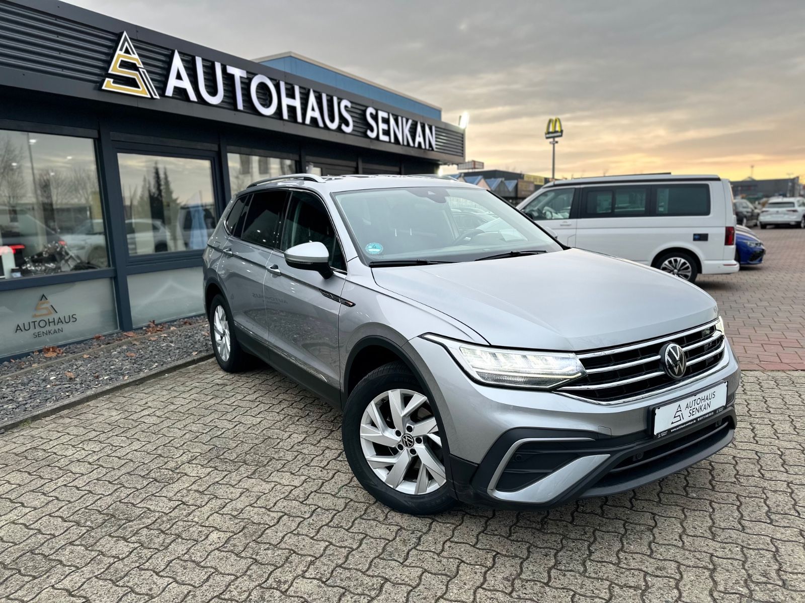 VW Tiguan Allspace 2.0 TDI DSG*HUD*AHK*R-CAM*VIRTUA