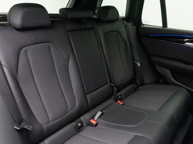 Foto Nummer 29: BMW X3