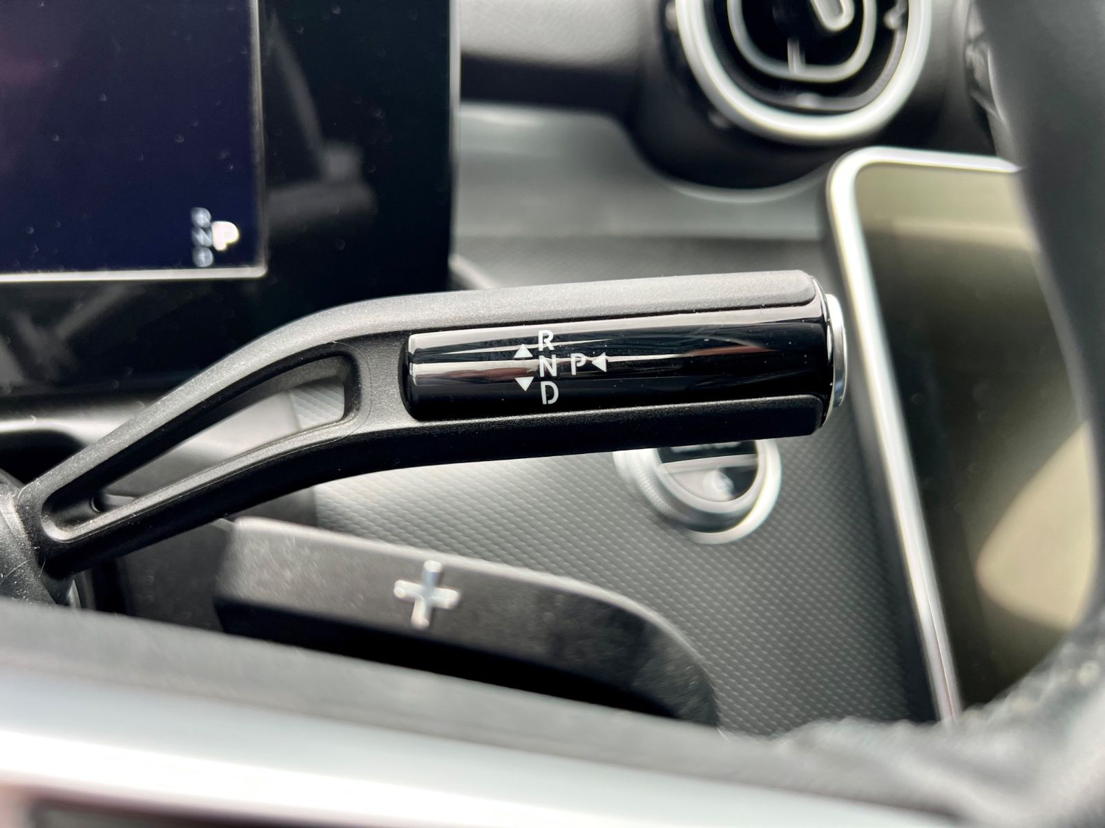 MERCEDES-BENZ C 200 C200 d AVANTGARDE AAC SHZ AHK NAVI KAMERA