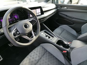 Volkswagen Golf Variant R-Line 1.5 eTSI mild-Hybrid