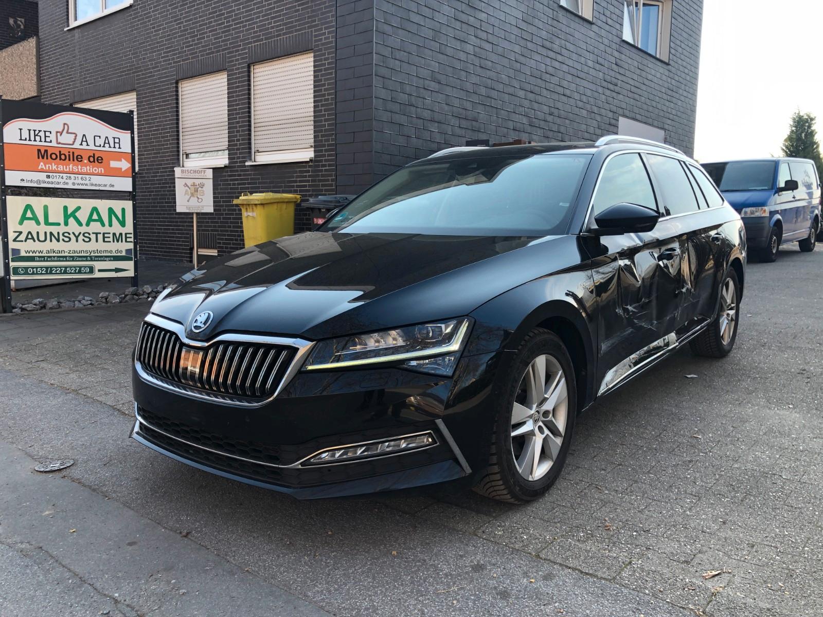 Skoda Superb 2.0 DSG L&K *DGT CKPT*360°*PANO*MEMORY*