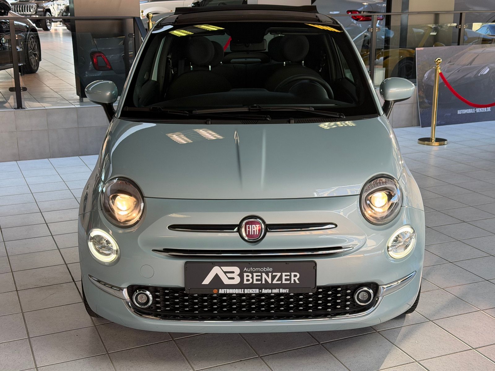 Fahrzeugabbildung Fiat 500C /KLIMA/BLUETOOTH/NAVI/PDC