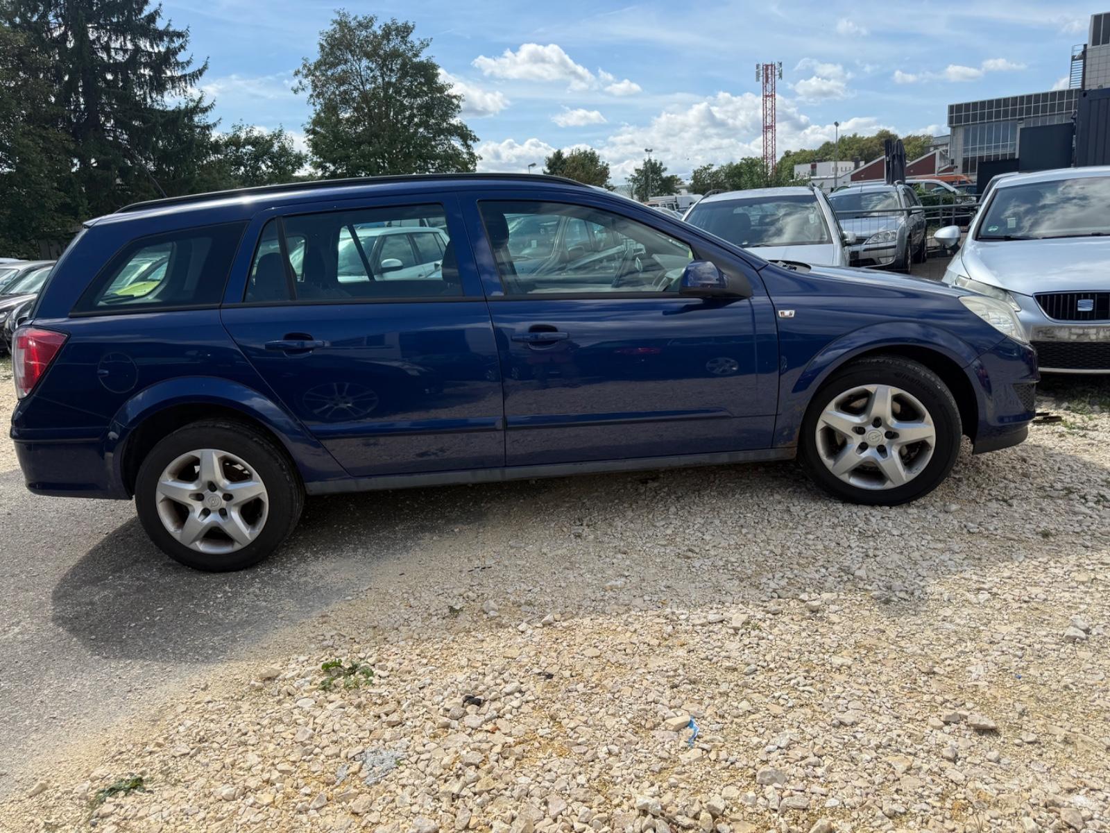 Opel Astra 2008 — engine 1.686 cm³, 125 HP (92kW)