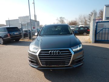 Audi Q7 - 4