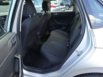 Fotografie des VW Polo 1.0 TSI Life *LED*PDC*VZE*APP*NAVI