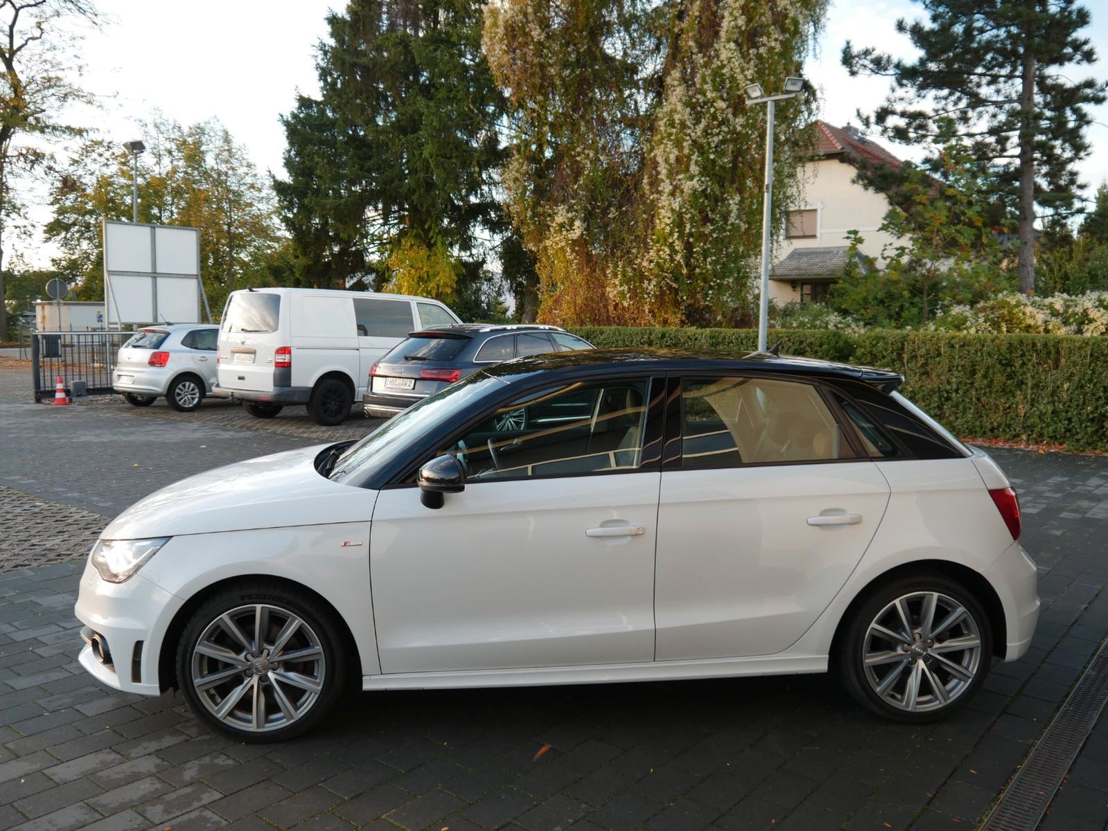 Audi A1 Sportback 1.4 TFSI S-tronic S-Line Xenon Navi