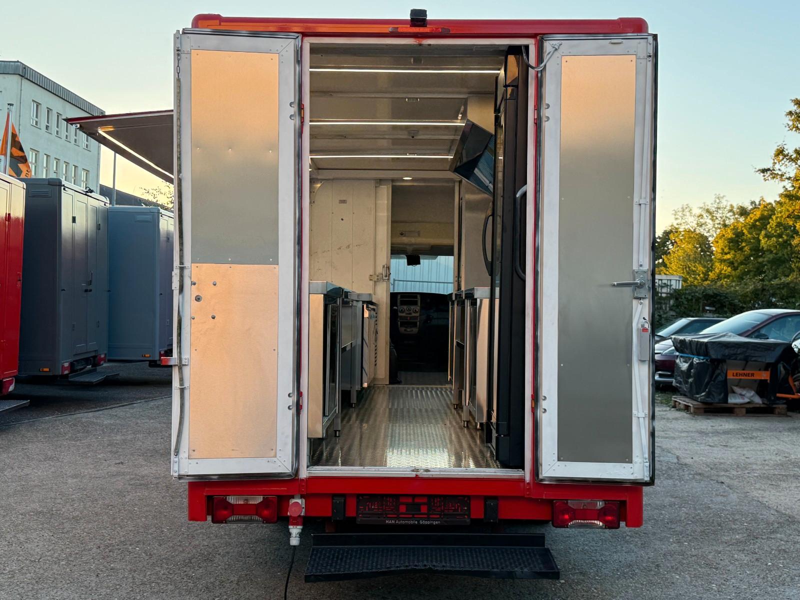 Iveco Foodtruck/ Imbisswagen - komplett ausgestattet