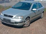Opel Astra 1.6 Automatik PDC Klima HU/AU 1... - Opel Astra mit Benzin-Antrieb: Sportwagen, Automatik