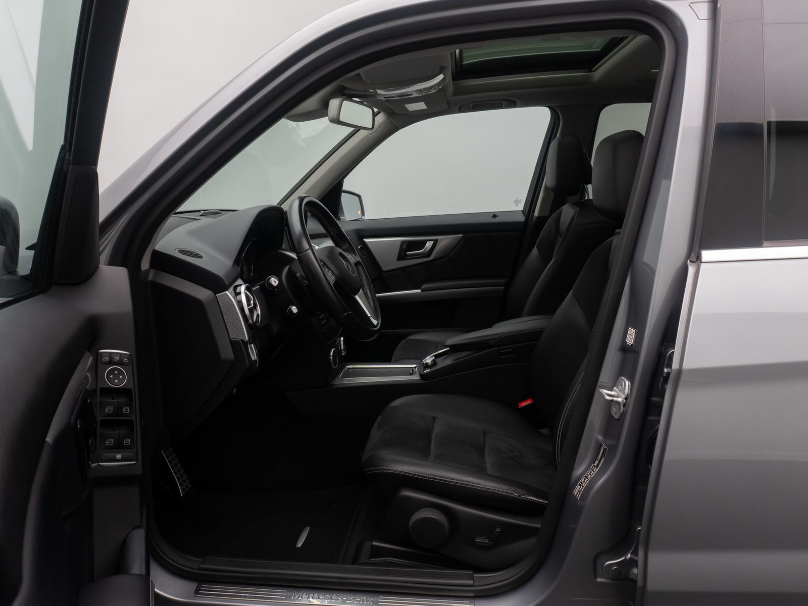 Fahrzeugabbildung Mercedes-Benz GLK GLK 250 CDI BlueTec 360° Bi-Xenon ACC Panora