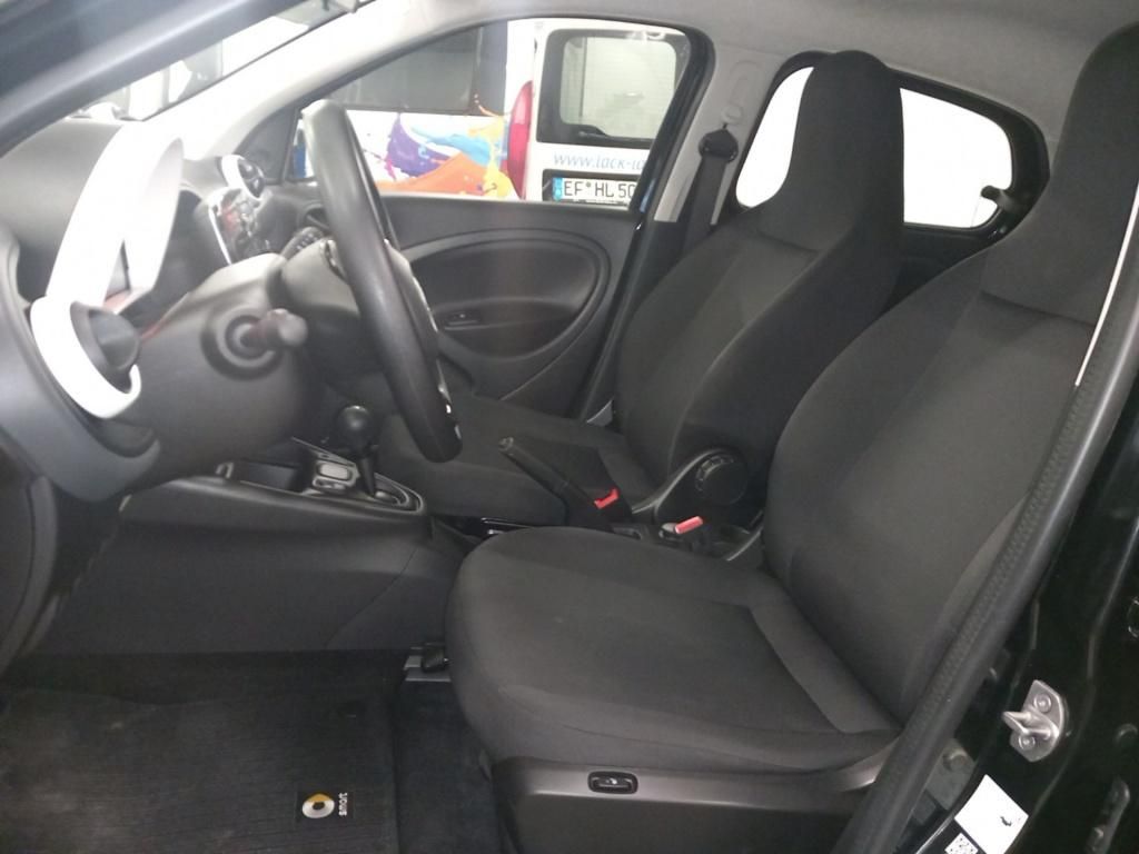 Fahrzeugabbildung Smart smart EQ forfour *Navi*SHZ*KlimaA