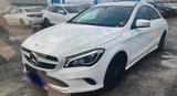 Mercedes-Benz Mercedes Benz CLA 180 - Mercedes-Benz Sprinter mit Benzin-Antrieb