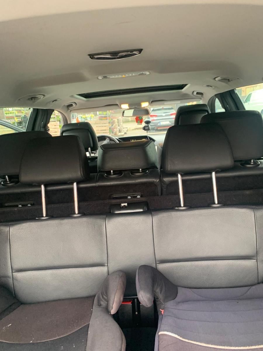 Mercedes-Benz 350 2010 — photo 11