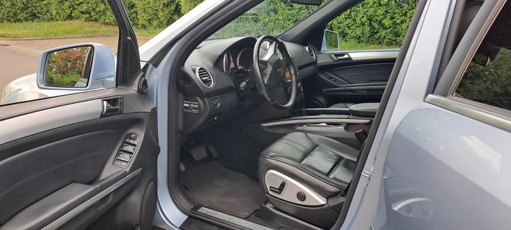 Mercedes-Benz ML 300