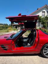 Mercedes-Benz SLS AMG 6.2 V8 - Coupe 1. Hand - Mercedes-Benz SLS AMG mit Benzin-Antrieb: Coupe