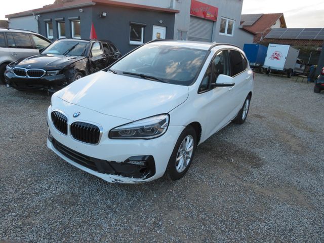 BMW 218i  Active Tourer Sport Line Unfall/Wasserscha