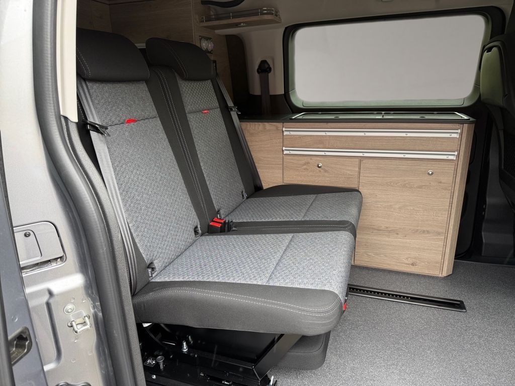 Fahrzeugabbildung Citroën Spacetourer Holidays Diesel 180 Autm.