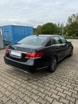 Mercedes-Benz  Autom. TSE/Fiskal Wegstreckenz.Taxi/Mietwagen - Mercedes-Benz E 200: Taxi