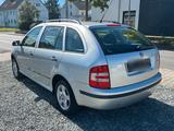 Skoda fabia 1,4 1Hand/Tüv Inspektion Neu - Skoda Fabia aus 2005: Kombi