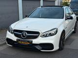 Mercedes-Benz E 63 AMG S 4Matic Lim Pano AMG Drivers.P Voll - Mercedes-Benz E-Klasse: Limousine