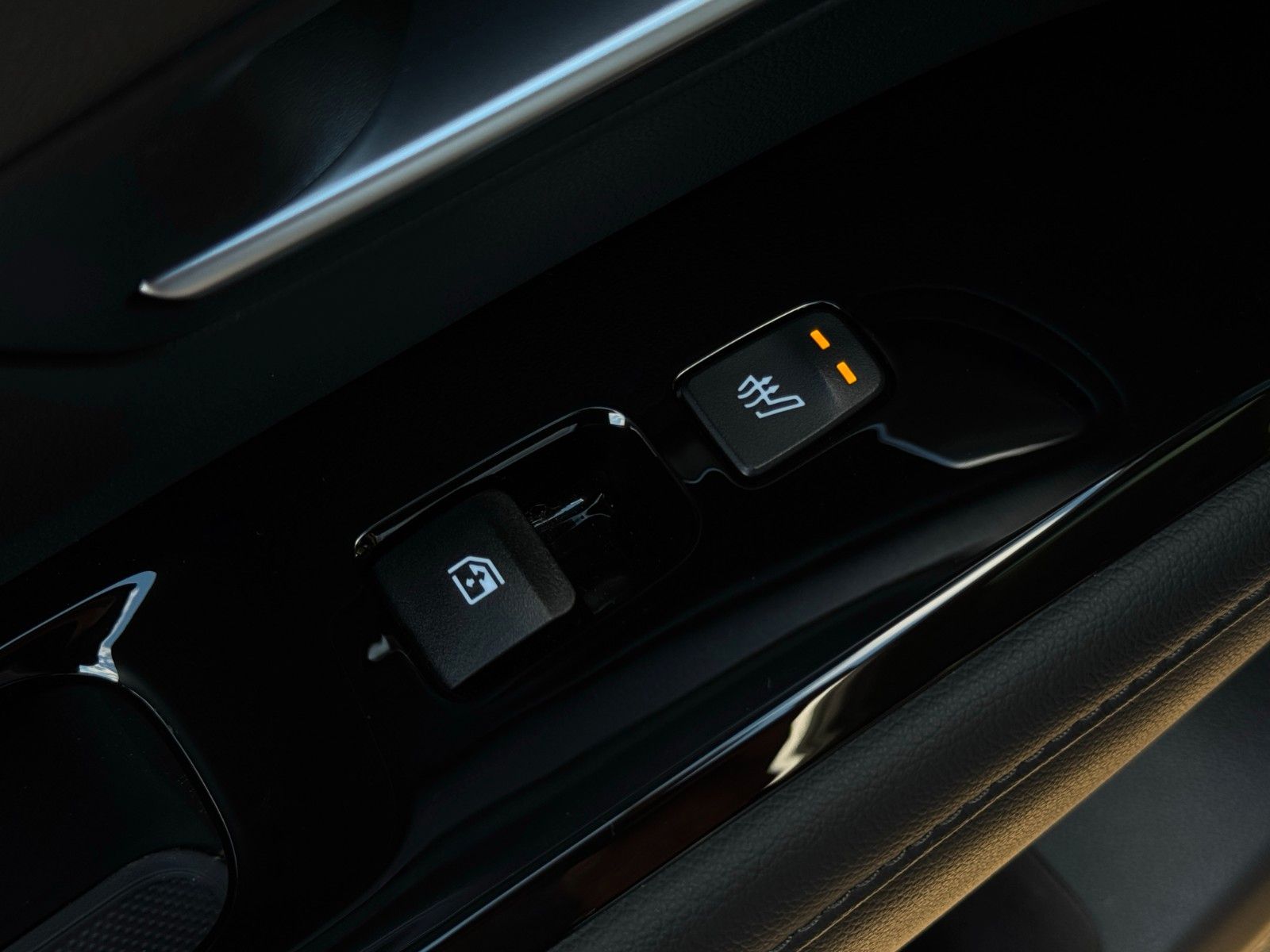 Fahrzeugabbildung Hyundai Tucson PHEV 4WD Prime CarPlay SHZ Pano ACC LKAS