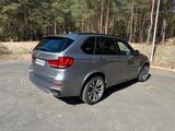 BMW X5 M50 M50d - - graue BMW X5 M50
