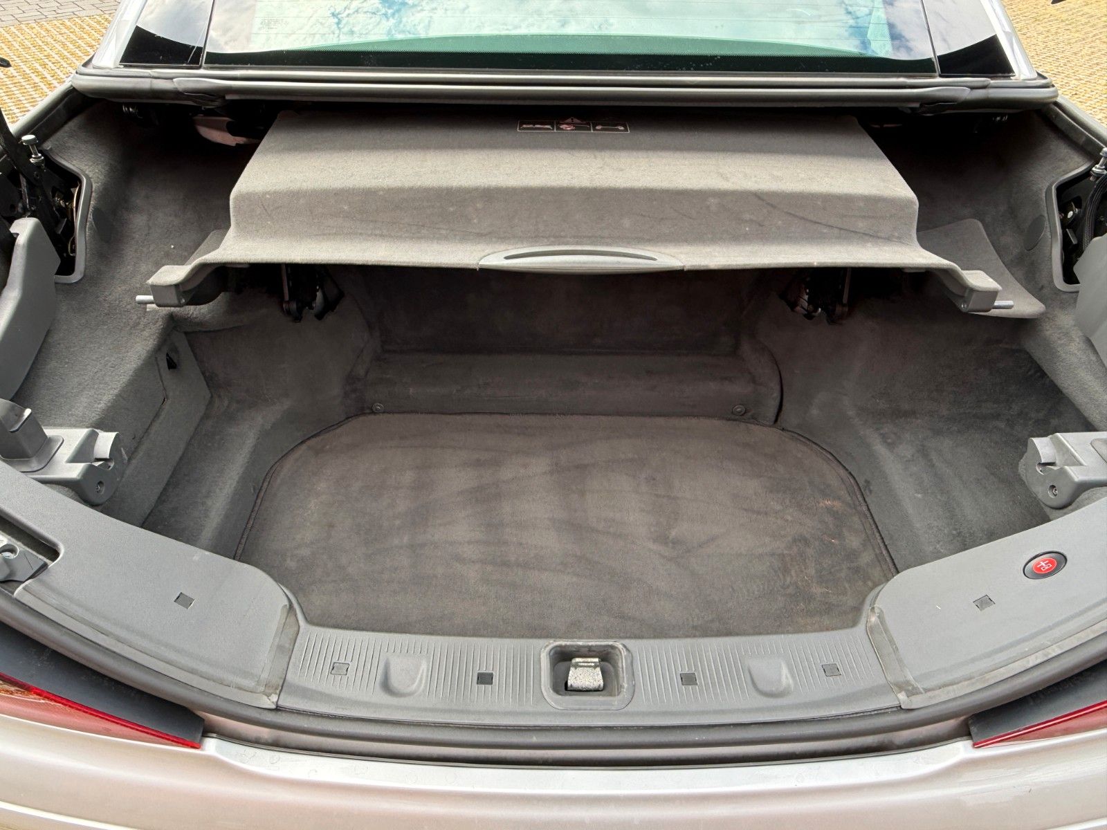 Fahrzeugabbildung Mercedes-Benz SL 55 AMG