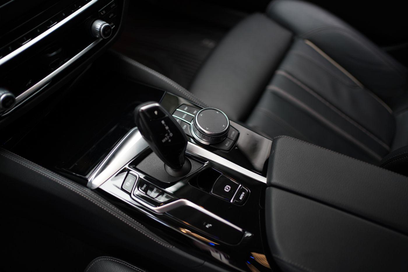 BMW 530i xDi Luxury Line HeadUp+Komfortzug+Laserlich