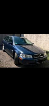 Volvo v40 1,9d Kombi - Volvo V40 aus 2003