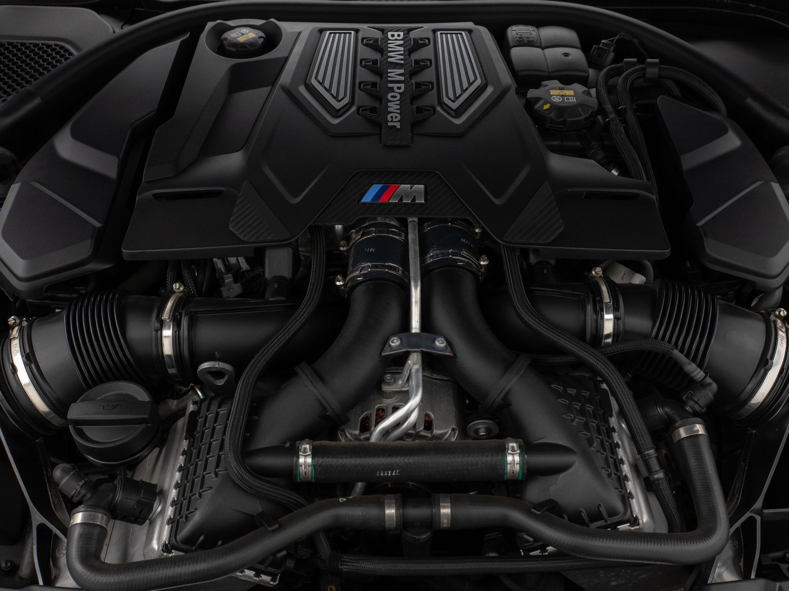 Fahrzeugabbildung BMW M5 Competition xD 360°HUD DAB B&W SoftCl Komfort