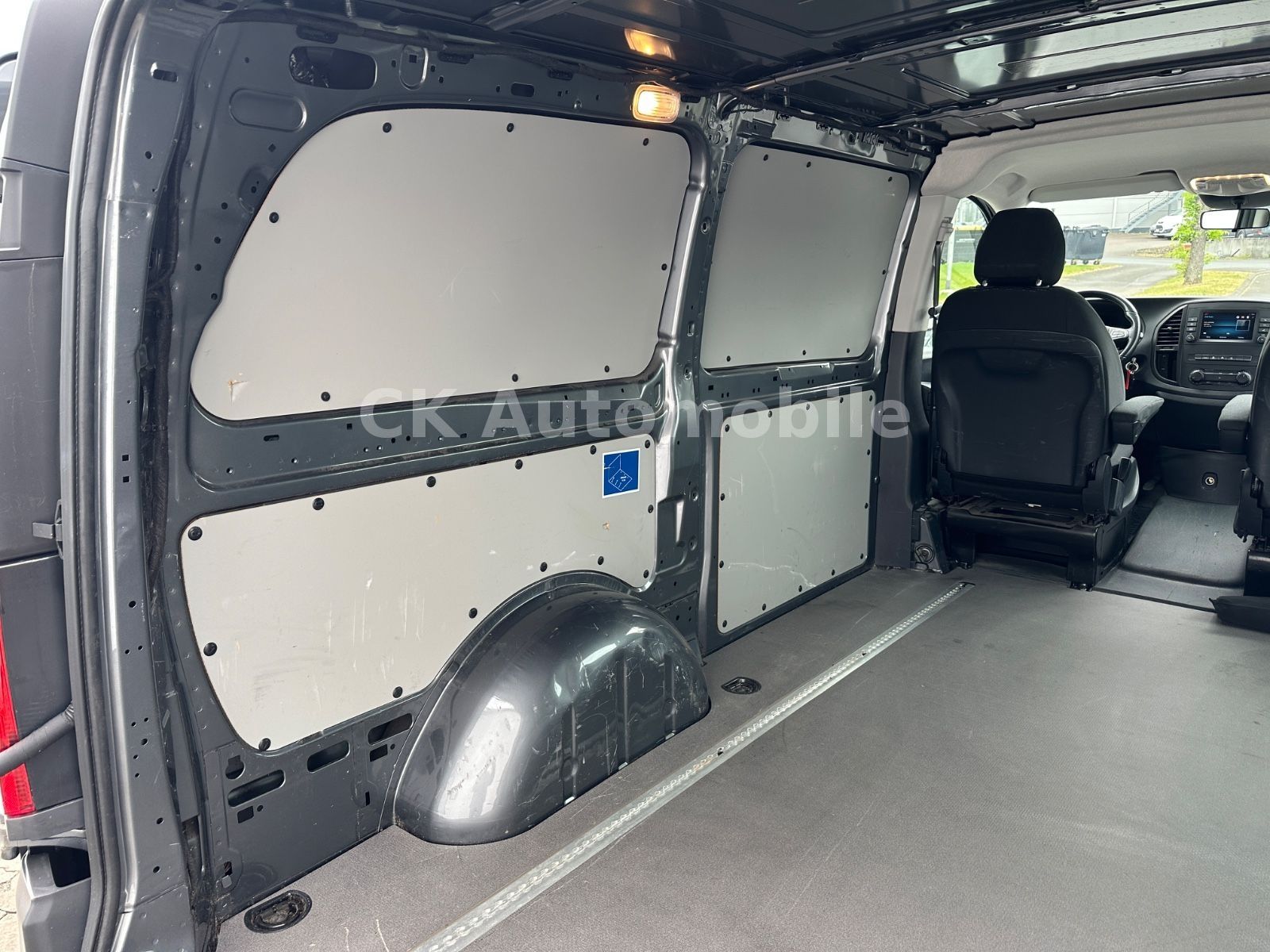 Fahrzeugabbildung Mercedes-Benz Vito Kasten 116 PRO Autom./Navi/Klima/Kamera/AHK