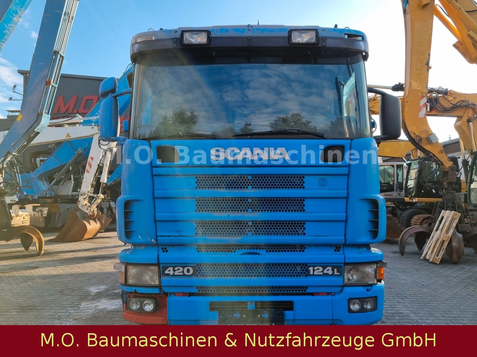 Fahrzeugabbildung Scania 420 - 124 L / Euro 3 / EPS /
