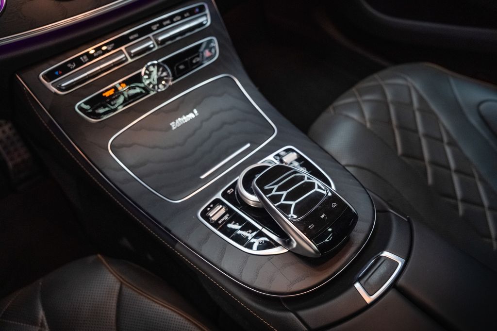 MERCEDES-BENZ CLS 450 Edition 1 AMG*360*MEMORY*AMBIENTE*DISTR* MERCEDES-BENZ CLS 450 Edition 1 AMG*360*MEMORY*AMBIENTE*DISTR*