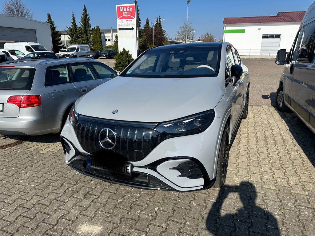 Mercedes-Benz EQE SUV