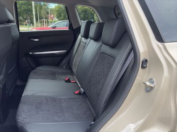 Fotografie 13 des Suzuki Vitara 1.5 Hybrid Comfort+ AllGrip AGS