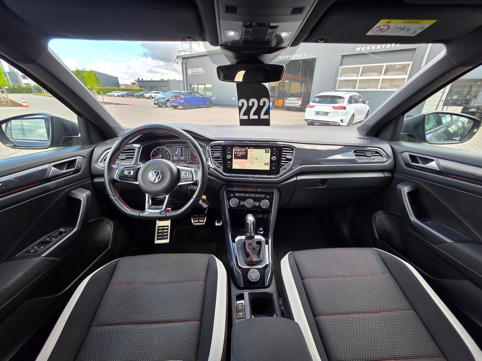 Volkswagen T-Roc Sport 4Motion*Kamera*LED*AHK*Navi*ACC*2.Hd
