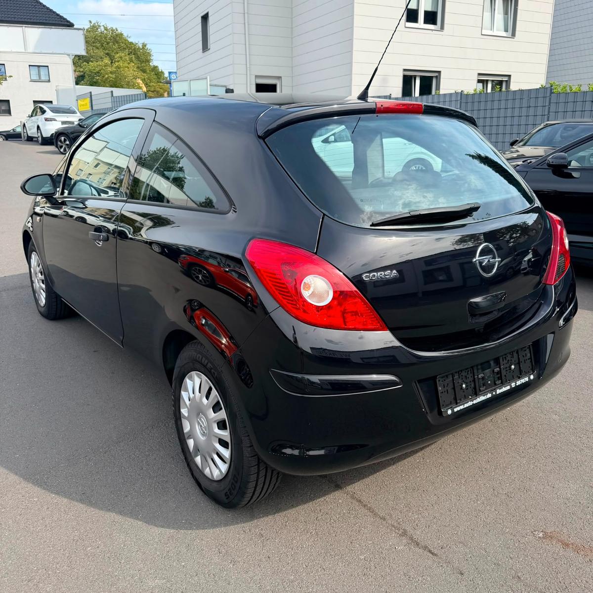 Opel Corsa D Selection "110 Jahre"