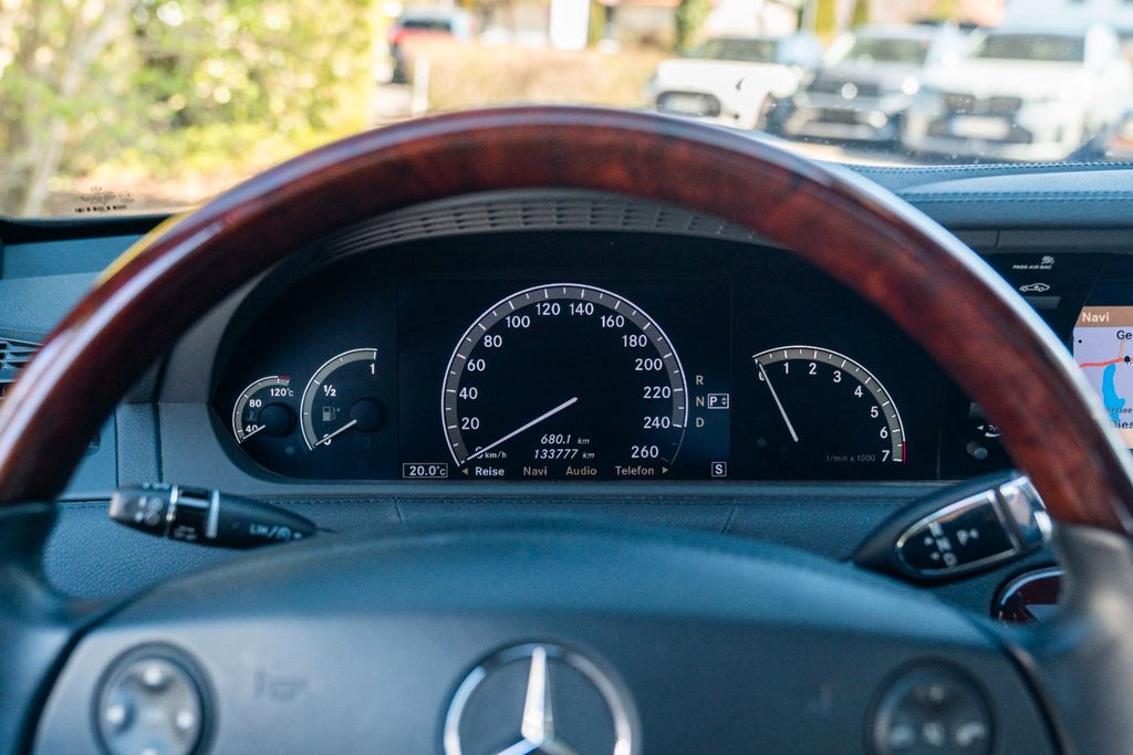 MERCEDES-BENZ CL 500 Coupe/ DE/ 1. HAND / MASSAGE/ NACHTSICHT MERCEDES-BENZ CL 500 Coupe/ DE/ 1. HAND / MASSAGE/ NACHTSICHT