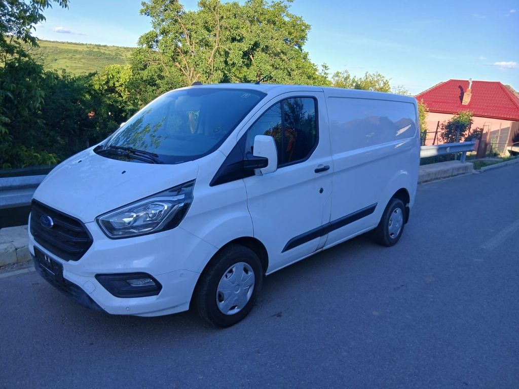Image of Ford Transit Custom