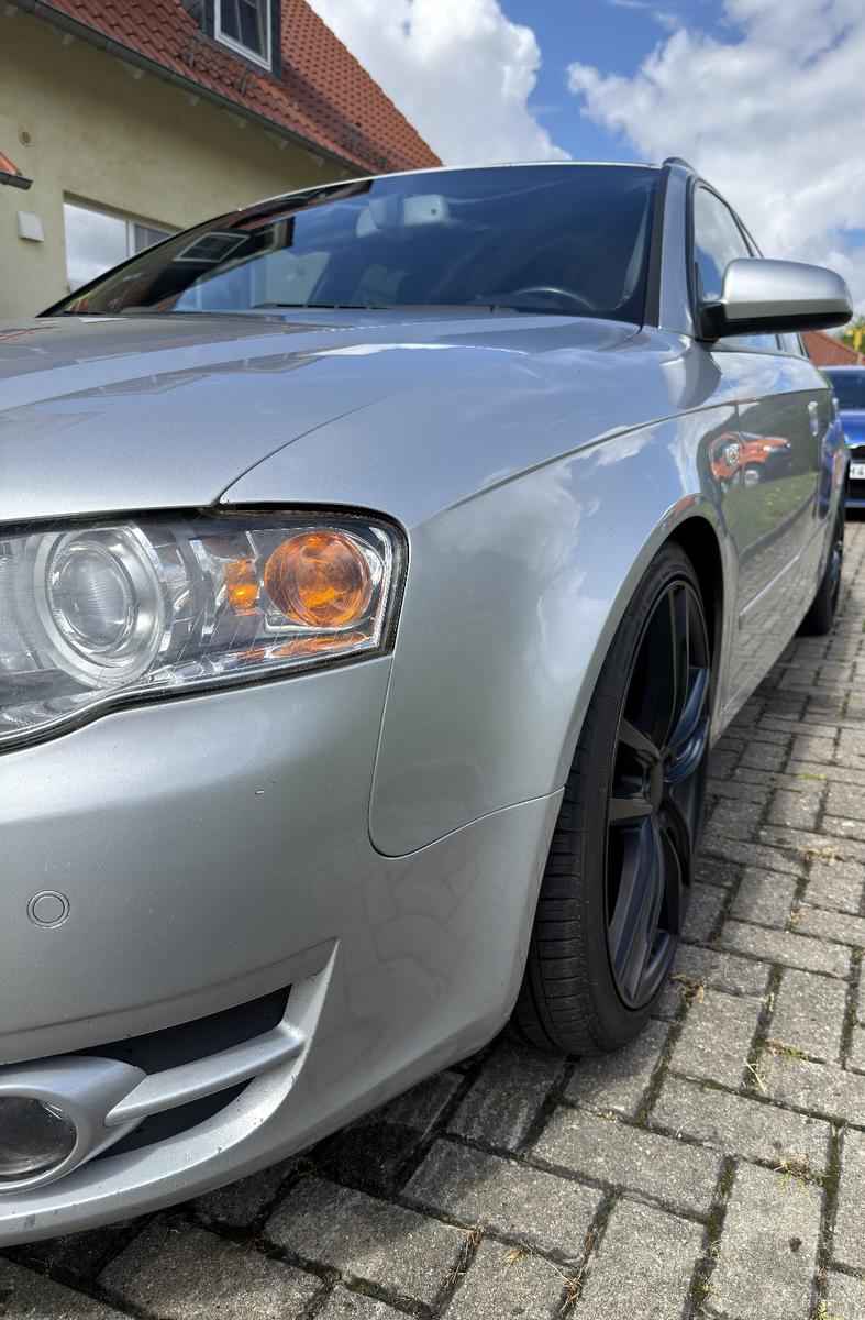 Audi Quattro 2005 — rear view