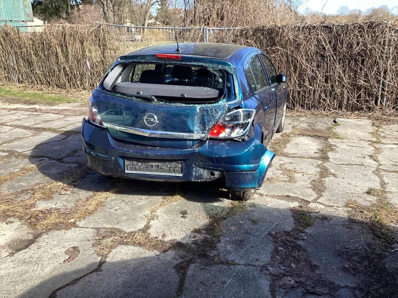 Opel Astra H Lim. CATCH ME, Unfallschaden