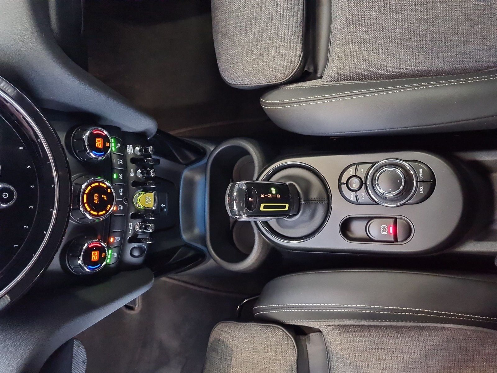 MINI Cooper SE - Bild 17