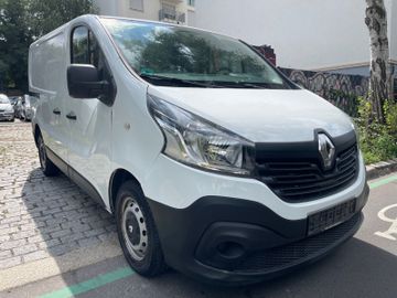 Renault Trafic - 1