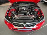 BMW 318 d Touring Facelift+Curved+Assistant+Panroama - BMW 318: Rot