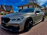 BMW 730d  M Packet Fontentertaiment 22 zoll usw