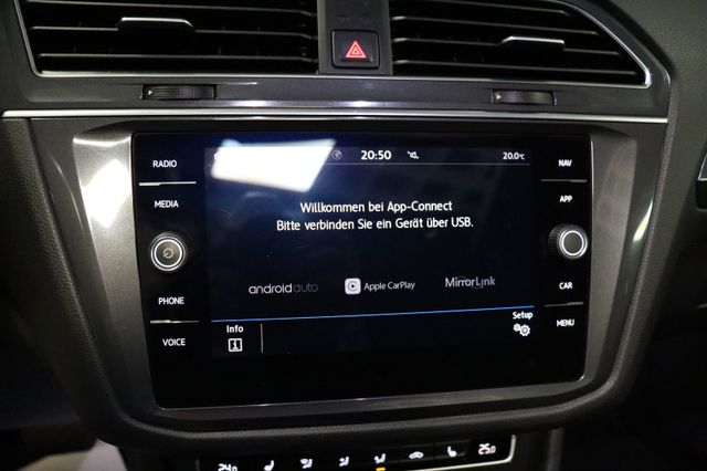 Fahrzeugabbildung Volkswagen Tiguan Allspace R-Line Highline 4Motion PANO