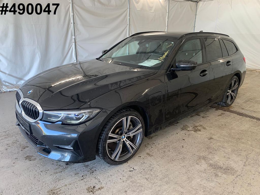 Image of BMW 330